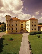 Strážnice - zámek [Збільшити - нове вікно]